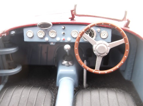 1/18 FERRARI 125S 1947 Bordeaux Hot Wheels Elite - Foto 15 di 19