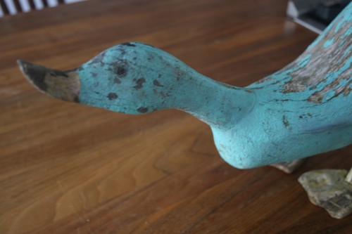 Escultura antigua de pato de madera tallada de arte popular - Imagen 3 de 7