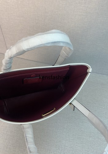 Small City Tote Bag In Signature Canvas CN733 White - Picture 7 of 15