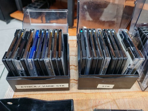 ✅TASCAM MD-350 - LETTORE/REGISTRATORE MINIDIDC + 46 Minidisc Con Contenitori - Foto 11 di 14