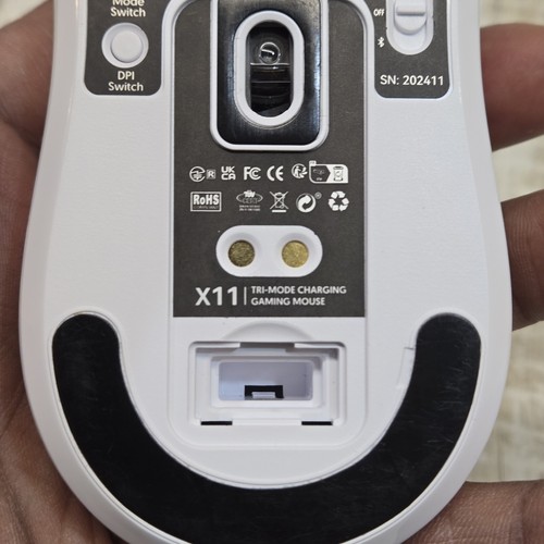 Attack Shark X11 Wireless Gaming Mouse Lightweight White With Dongle No Dock - 第 9/14 張圖片