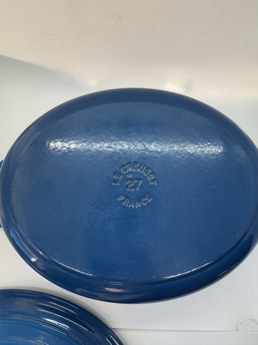 Le Creuset Oval Dutch Oven #27 Blue Cast Iron 4.25Qt Pot Lid France Used Clean - Picture 10 of 11
