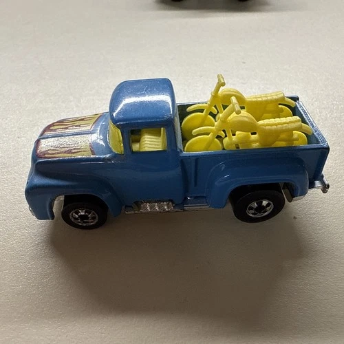 Vintage 1973 Hot Wheels Diecast Blue '56 Ford Pickup Truck w/Motorcycles Rare