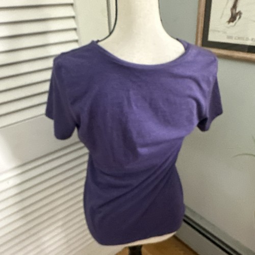 NEW YORK UNIVERSITY NYU Womens T-Shirt Small Purple V-Neck The Nike Tee - Picture 6 of 9