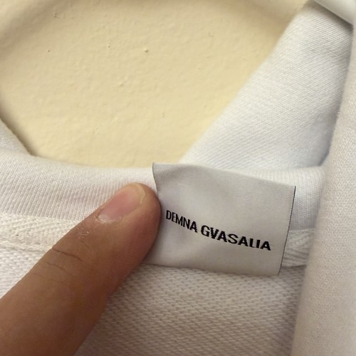 Vetements Mens White Cotton Outdoor Limited Edition Pullover Hoodie SIZE S ๐บ๐ธ - Picture 8 of 17