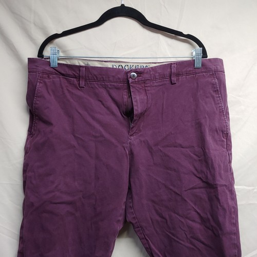 Dockers Alpha khaki Men 38x30 Maroon Straight Fit Jean Cut Stretch Pants - Picture 2 of 16