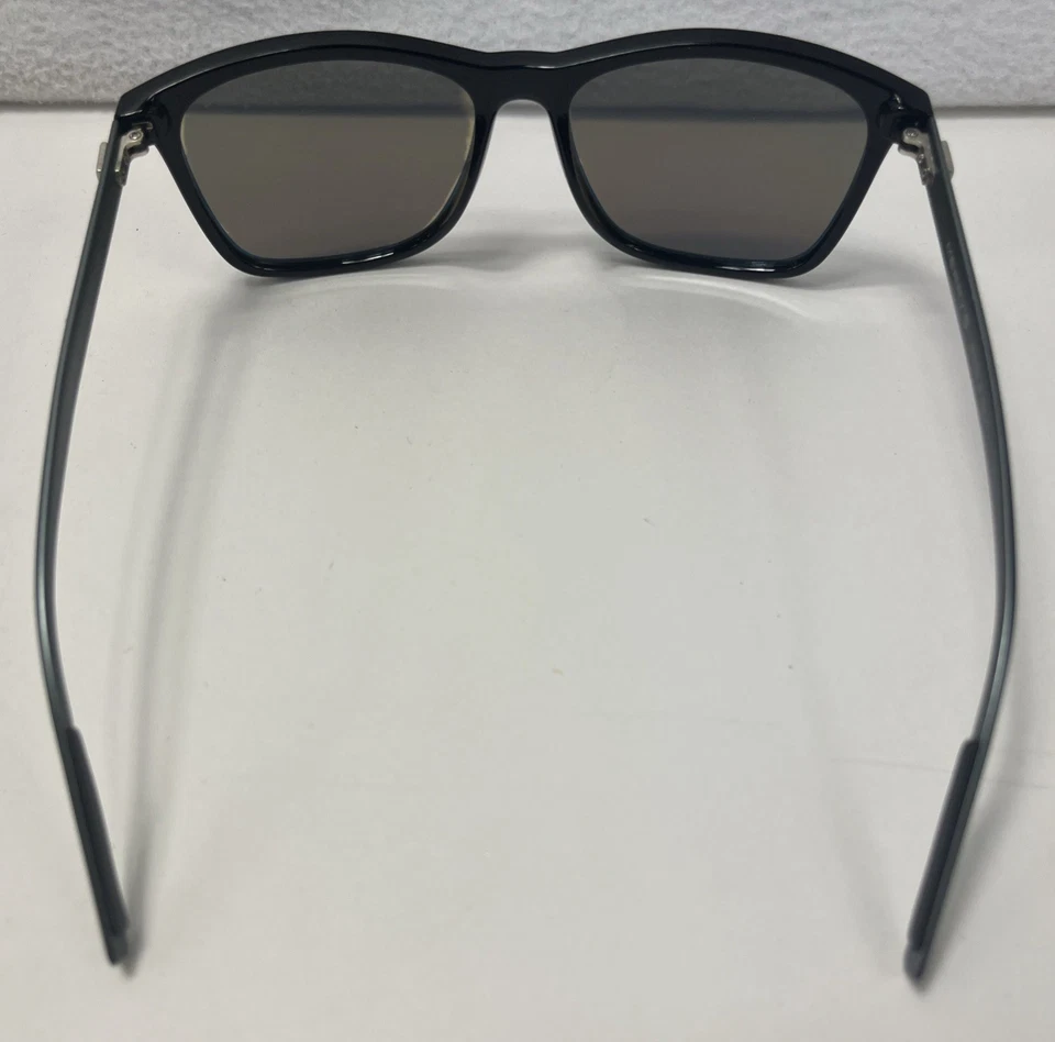 Gafas de sol Merry’s S’ 8286 negras grises espejadas 56 16 140 (LIGEROS ARAÑAZOS) Foto 4 de 4