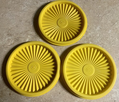 Vintage Tupperware #812-34 Yellow Servalier 5" Round Storage Lid Lot Set Of (3)