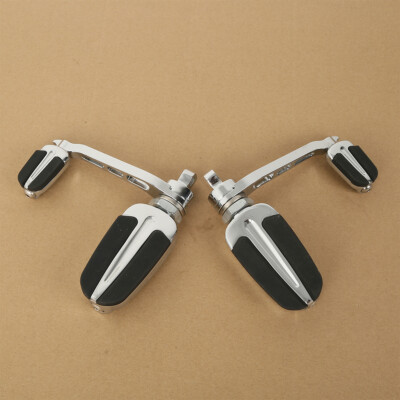 Slipstream Male Mount Foot Pegs w/ Heel Rest For Harley Dyna Fat Bob Switchback