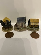 Set Of 3 1995 Teley Tea Houses