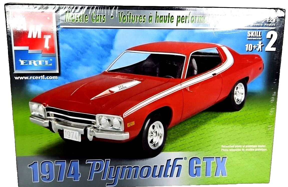 Deporte Diecast plástico AMT Ertl y los coches de turismo