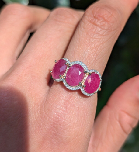 Vintage Style Natural Pink Ruby Diamond Oval Trilogy Ring 10ct Gold Size O US 7 - Picture 2 of 11