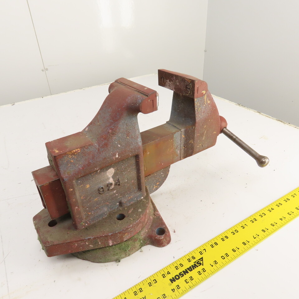 LS Starrett 924 Athol 4" Wide x 6" Open Swivel Base Bench Mount