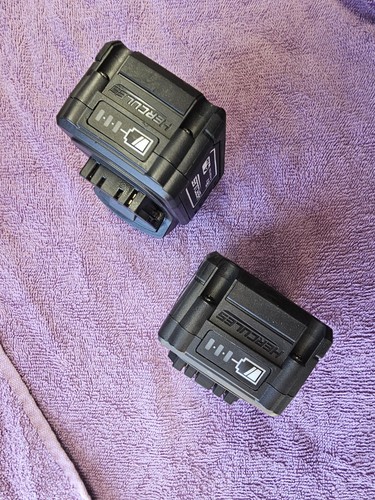 HERCULES 12V 4 Ah Lithium-Ion  Battery NEW ( OUT OF BOX ITEM) ($39.99Each) - Picture 2 of 4