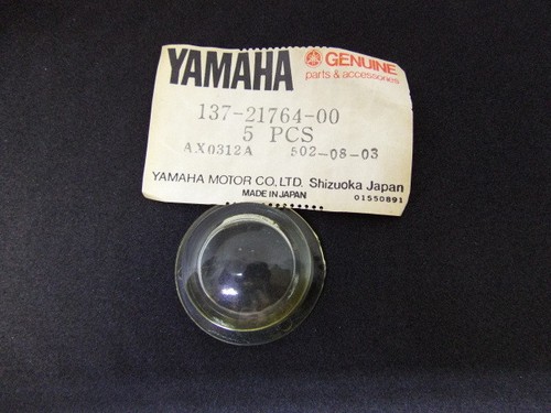 Yamaha YG1 YG5 YCS1 YGS5 YDS5 YM2 DS6 AS2 YAS1 Oil Tank Lens NOS 137-21764-00 - Picture 3 of 12