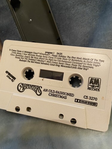 Carpenters - An Old Fashioned Christmas Cassette, A&M - Picture 6 of 7