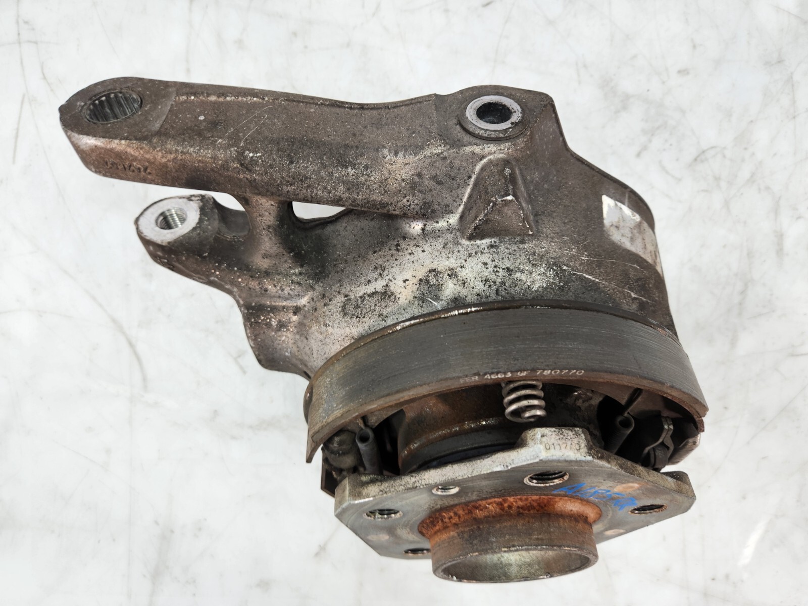 ✅ 13-19 OEM Maserati GT Sport M145 Rear Passenger Spindle Knuckle Hub Carrier