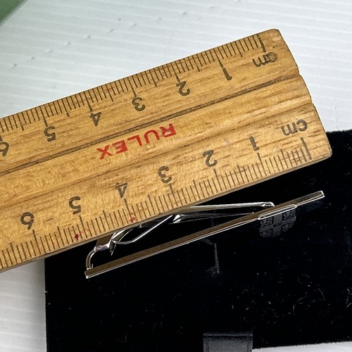 New Tie Slide University of Cambridge Laser Engraved Silver Tone Box Parker - Picture 11 of 16