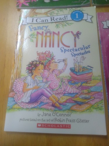 Pinkalicious Book Lot Of 5 Emeraldalicous Scholastic - Picture 3 of 14