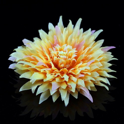 10/100 piezas cabeza de flor de seda artificial de 13 cm grande crisantemo/flor falsa de margarita - Imagen 20 de 25