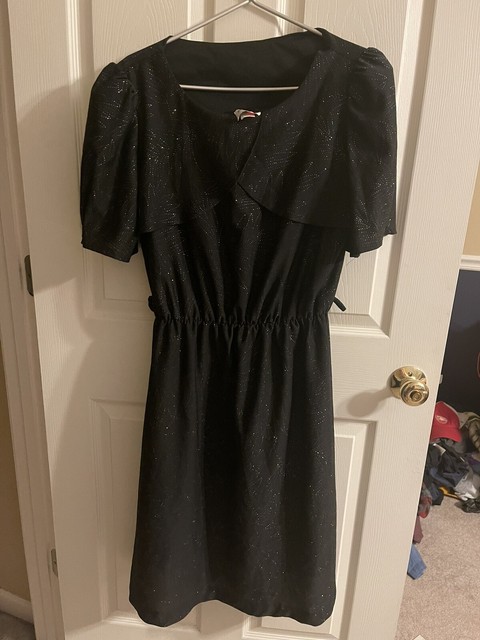 VNT KR of NY Dress Black Rainbow Glitter Leaf Pattern With Belt Disco size 18 VNT KR of NY Dress Black Rainbow Glitter Leaf Pattern With Belt Disco size 18