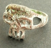 EXTREMELY ANCIENT SKULL RING AMAZING WITH GREEN PATINA