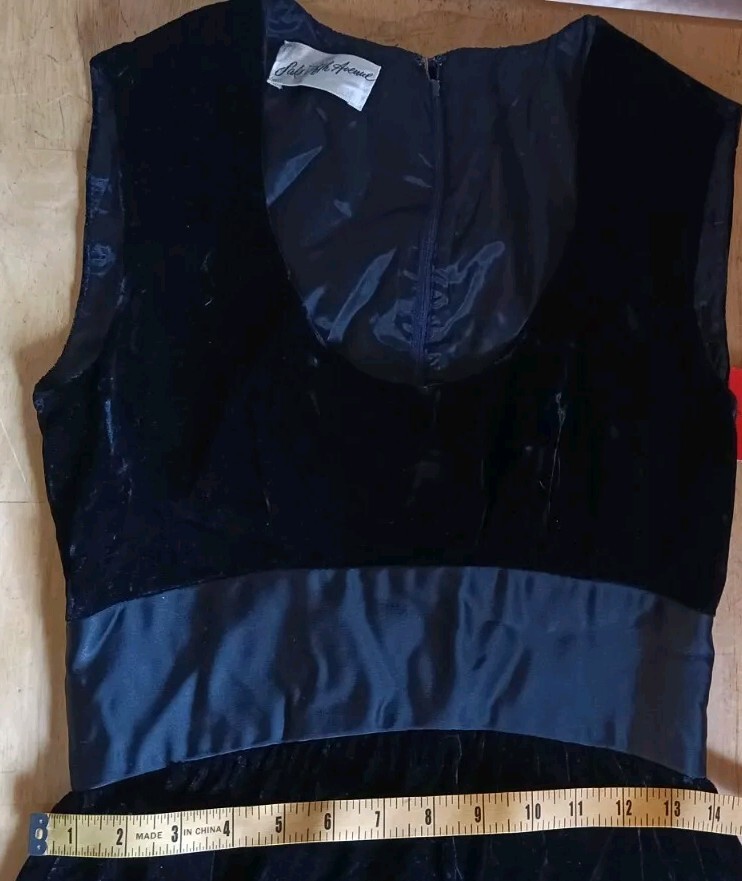 Picture 4 of 10