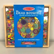 Melissa and Doug Bead Bouquet Deluxe Wood Bead Set 220 Beads 8 Cords Age 4 New