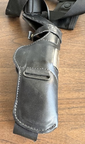Bianchi #X-88 “ THE STING” S&W,Colt,Browning 5” 9mm/45 Shoulder Holster Read - Picture 8 of 13