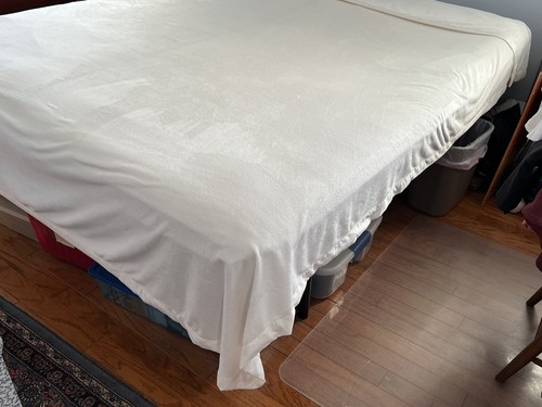 Berkshire Blanket Solid Ivory Throw Very Soft 106”X88” - Picture 5 of 11