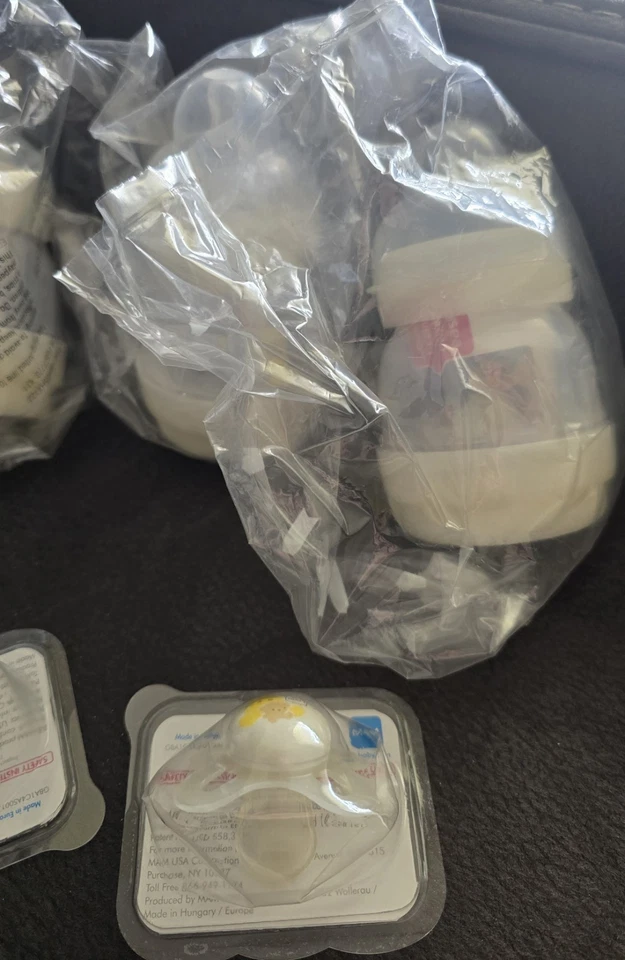 Mam 4.5 Onzas Anticólicos Bebé 4 Biberones y 2 Chupetes Nuevo Sellado Foto 4 de 4