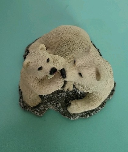 Polar Bear With Cub Miniature - Picture 6 of 6