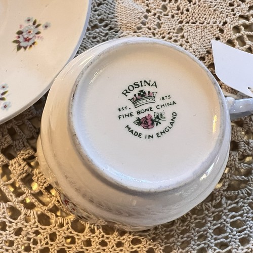 Fine Bone China, Rosina , Made In England Danity flower Series, Cup and Saucer - Picture 4 of 6