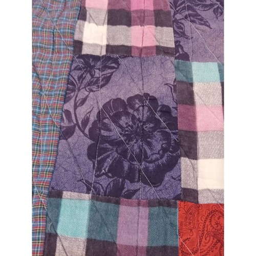 Manta acolchada vintage de retazos colorida floral a cuadros boho cabaña - Imagen 8 de 10