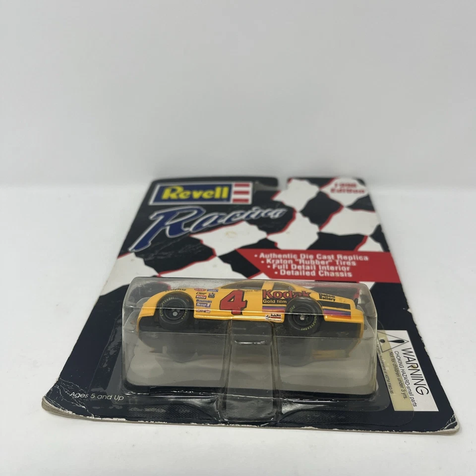 Revell #4 1996 Sterling Marlin Kodak película dorada NASCAR 1:64 coche fundido a presión nuevo en caja Foto 3 de 4