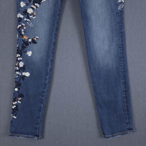 Jeans Driftwood Jackie ricamato donna 28 (veste 28x30) blu vestibilità classica denim - Foto 3 di 13