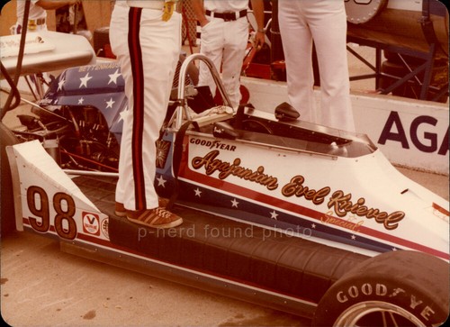 1977 Indianapolis 500 Auto Racing Found Photo of Race Car #98 Evel Knievel