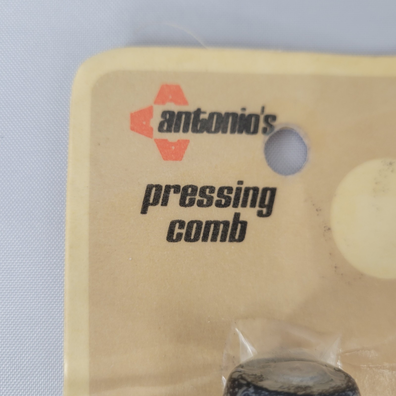 Lot Of Vintage Antonio's & Kizure - Straightening Comb & Stove Curling Iron Sz C