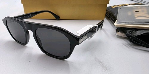 Occhiali da sole uomo Fendi Essential 52 mm rettangolari prezzo al dettaglio consigliato $490 - Foto 16 di 24