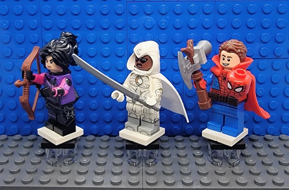 LEGO® Marvel Zombies Minifigures Blade Moon Knight Zombie Hunter Spidey Hawkeye - Image 3 of 4