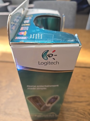 Logitech Harmony 880 Advanced Universal Remote Control Black 966187-0403 New - Picture 4 of 10