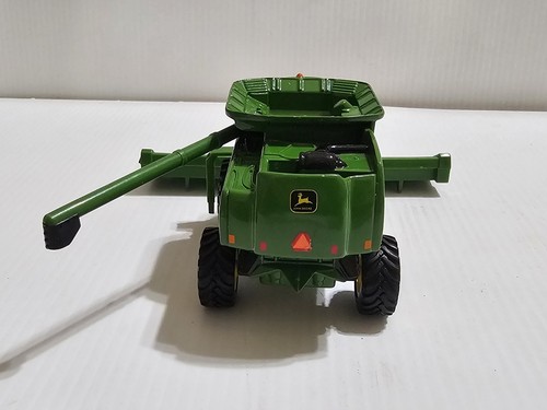 ERTL 1/64 John Deere 9750 STS Combine With 12 Row Corn Head & Grain Head Diecast - Bild 11 von 16