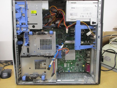 Dell Precision T3500 workstation tower PC - spares or repair - ref 5325 - Picture 4 of 8