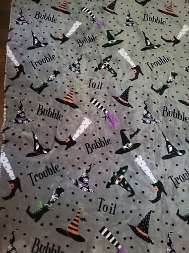 Cynthia Rowley Plush Halloween Gray Throw Blanket 50”x 70” Witch Theme - Picture 2 of 5