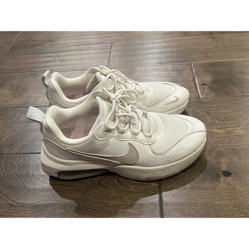 Nike White AIR MAX VERONA Womens Sneakers Shoes Size 6.5 CZ3960-100 $130 - Picture 2 of 8