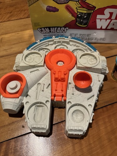 Play-Doh Star Wars Can-Heads Millennium Falcon Playset Character Molds - Picture 2 of 17