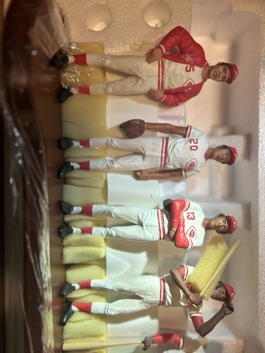 Danbury Mint 1975 Cincinnati Reds Big Red Machine Team Figurines - Picture 2 of 14