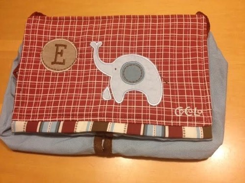 NEW CoCalo Elephant Letter E Nursery Baby Diaper Stacker Blue Red Brown Beige B8 - Picture 2 of 6