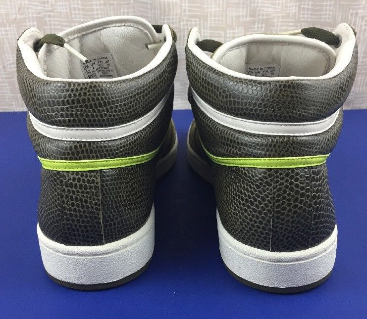 Adidas dimensioni consorzio americana - varan oliva noi dimensioni Adidas 9.5 w / tag lacci cassa rara 2969ce Adidas dimensioni consorzio americana - varan oliva noi dimensioni Adidas 9.5 w / tag lacci cassa rara 2969ce
