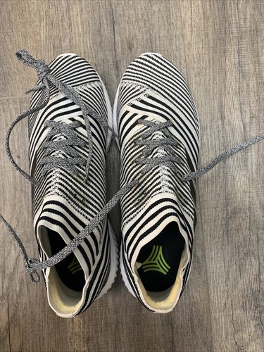 RARO Adidas NEMESIS Hombre 9 Zapatillas NEGRO BLANCO Rayas Nuevo Sin Caja - Imagen 1 de 8